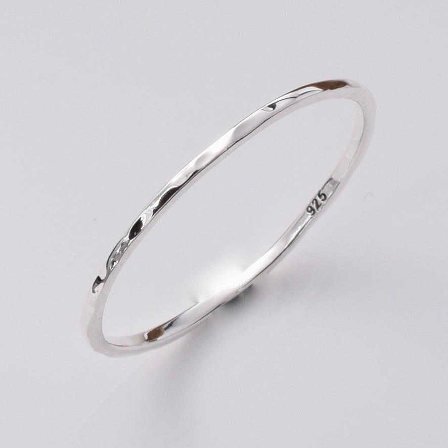 R262 - 925 silver hammered band ring – Java Designs