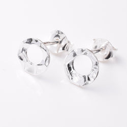 S796 - 925 silver hammered circles stud earrings