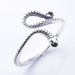 R362 - 925 silver thin snake ring