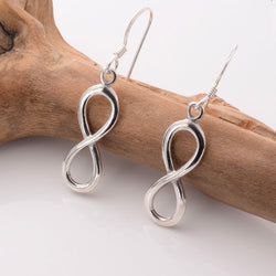 E915 - 925 silver infinity earrings