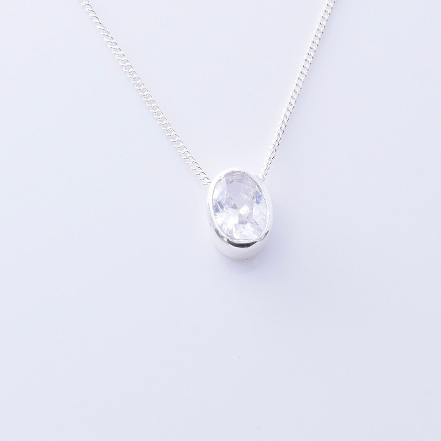 P1338 - 925 silver cubic zirconia necklace
