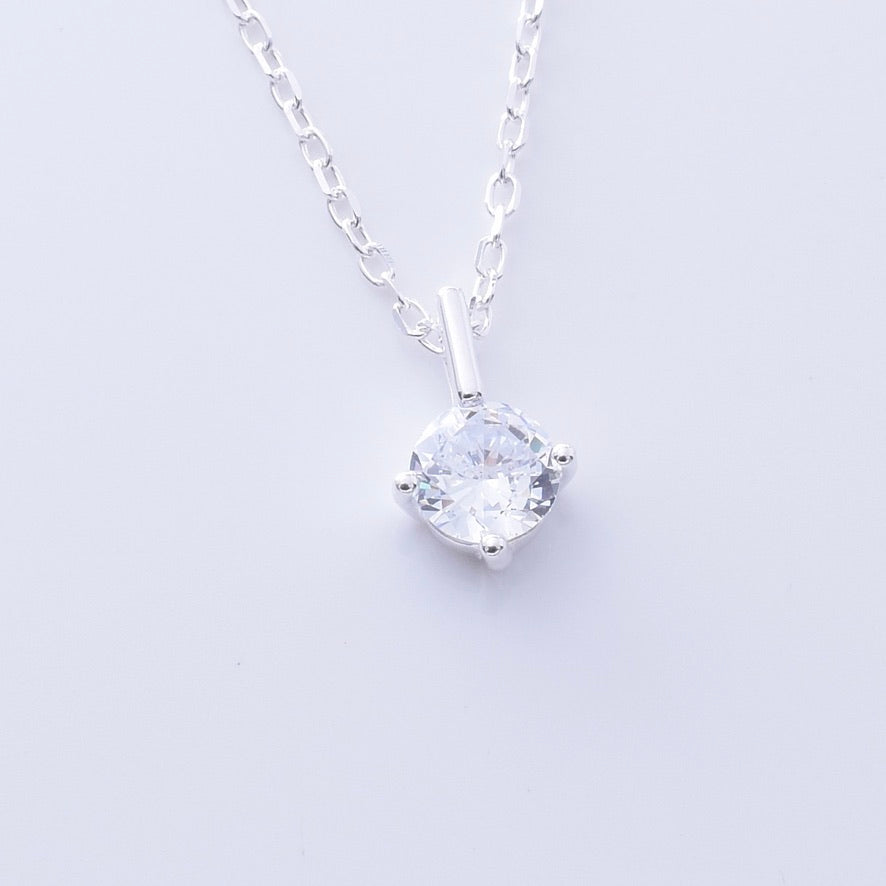 P1337 - 925 silver necklace with CZ pendant