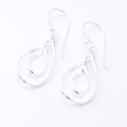 E928 - 925 silver double twist earrings