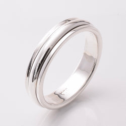 R322 - 925 silver spinner ring