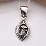 P1208 - 925 silver small hooded skull pendant