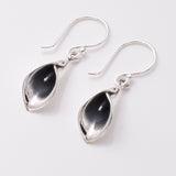 E839 - 925 silver lily earrings