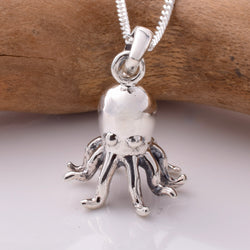 P1073 - 925 silver octopus pendant