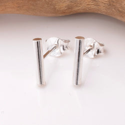 S1033 - 925 silver bar stud earrings