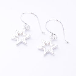 E931 - 925 silver star outline earrings