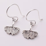 E856 - 925 silver ginkgo earrings
