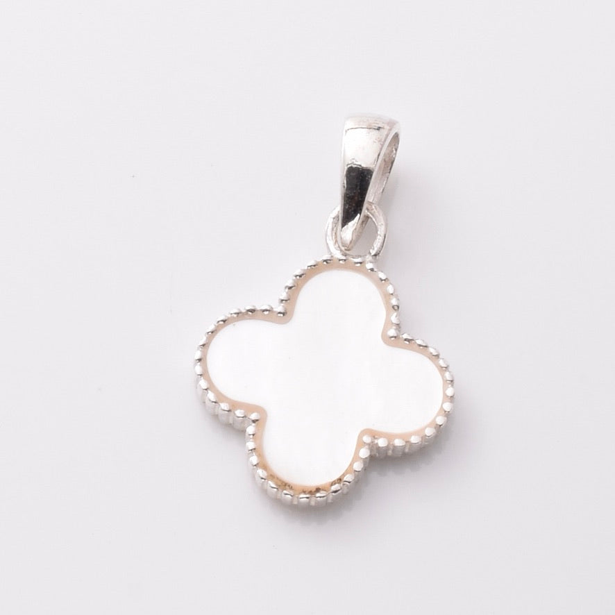 P1216 - 925 silver four leaf clover pendant