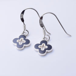 E917 - Four leaf clover sterling silver earrings