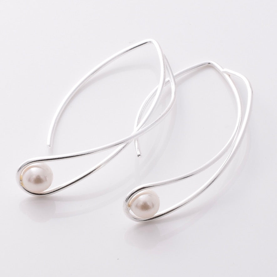 E868 - 925 silver earrings