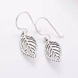 E778 - 925 small leaf silver earrings