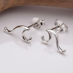 S855 - 925 silver wave stud earrings