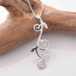 P683 - Silver triple branch pendant on 18" trace chain