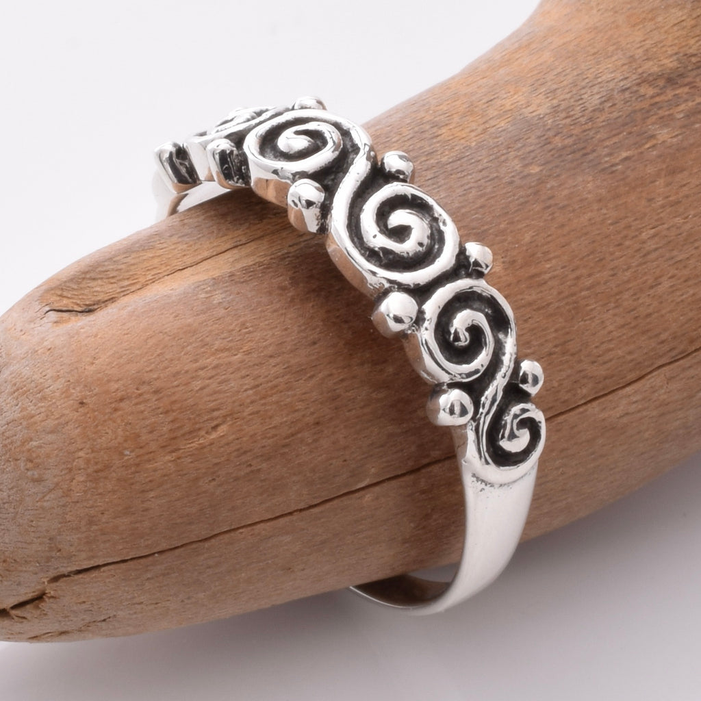 R298 925 silver spiral ring