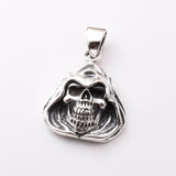 P1209 - 925 silver hooded skull pendant