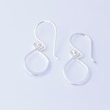 E913 - 925 classic twisted loop silver earrings