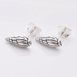 S844 - 925 silver tulip seashell stud earrings