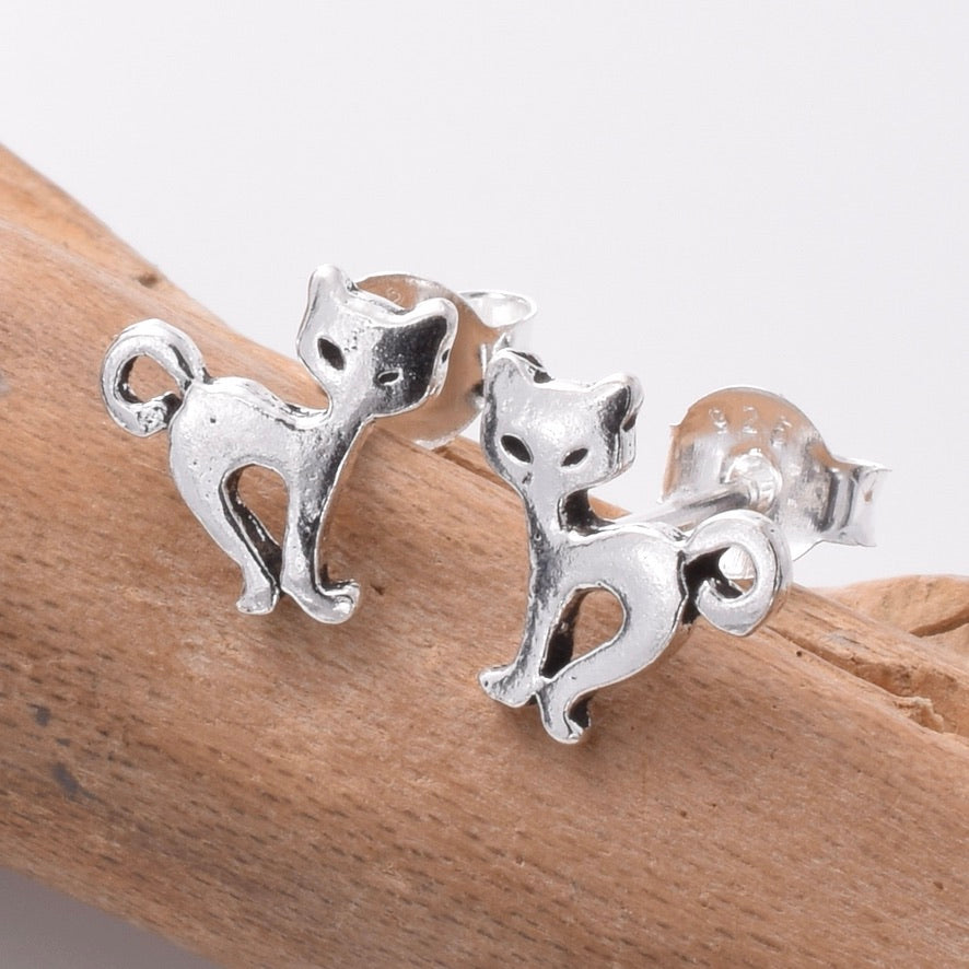 S827 925 silver cat stud earrings