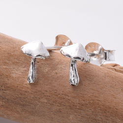 S821 - 925 silver toadstool stud earrings