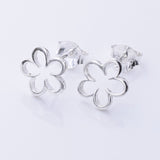 S1070 - 925 silver outline daisy stud earrings