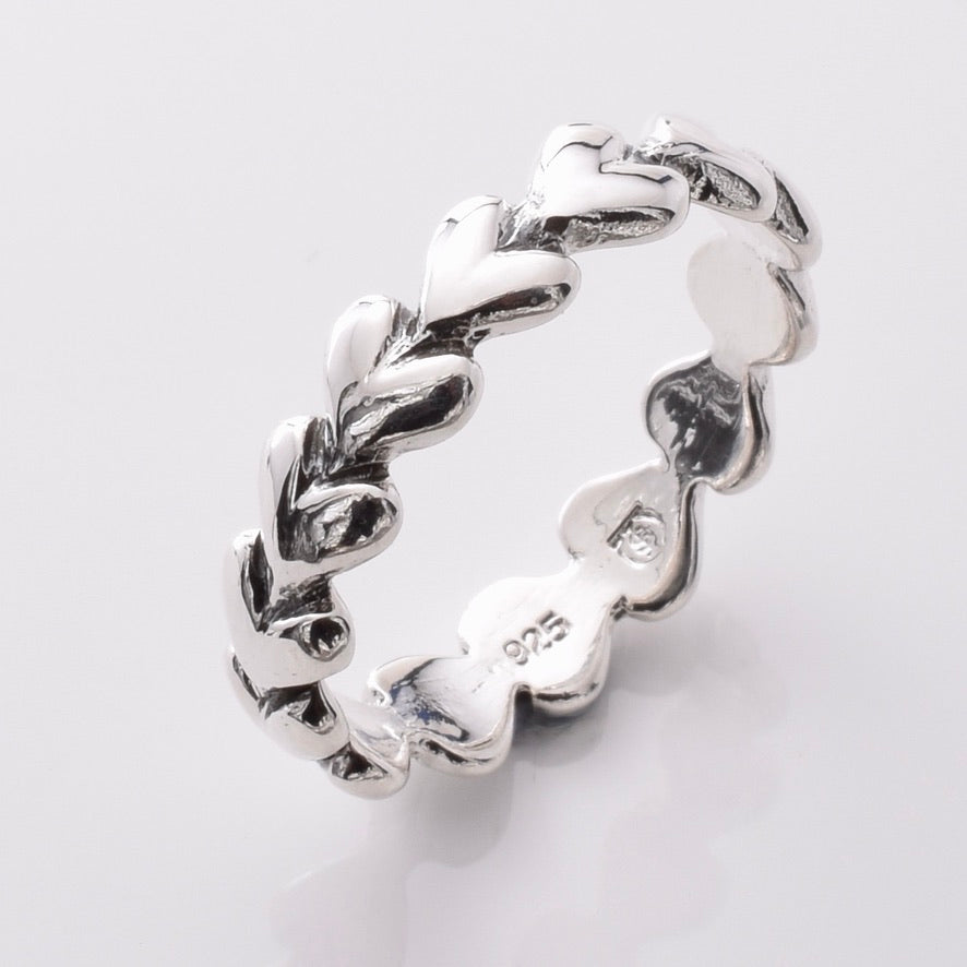 R333 - 925 silver linked hearts ring – Java Designs
