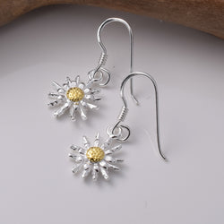 E807 - 925 silver and gold plate flower earrings