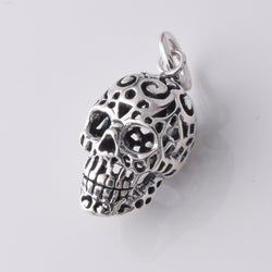 P966 - 925 Silver filigree skull pendant