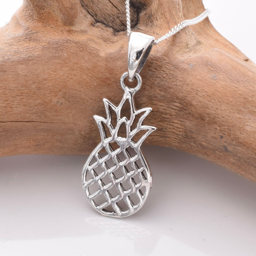 P1102 - 925 silver pineapple pendant
