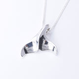 P1282 - 925 silver whaletail pendant