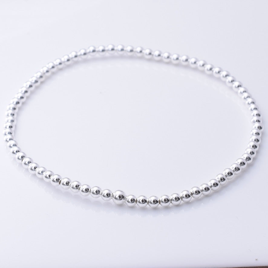 B066 - 925 silver elasticated 2.5mm bead bracelet 17cm