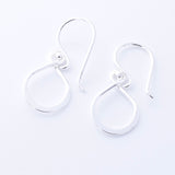 E913 - 925 classic twisted loop silver earrings