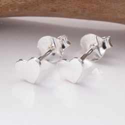 S804 - 925 silver 4mm flat heart stud earrings