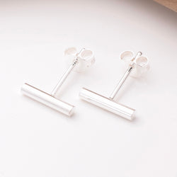 S1033 - 925 silver bar stud earrings