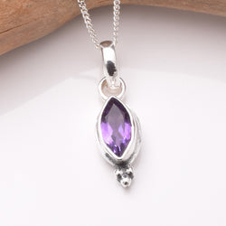 P1106 - 925 silver amethyst marquis pendant