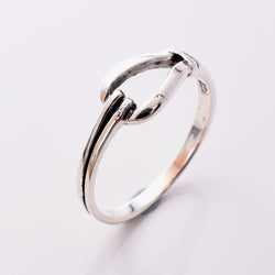 R090 - 925 silver knot loop design ring