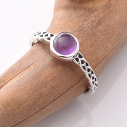 R330 - 925 silver and amethyst ring