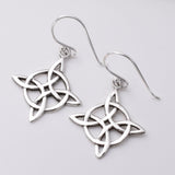 E763 - 925 Silver knot earrings