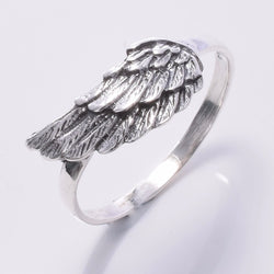 R189 - 925 silver angel wing