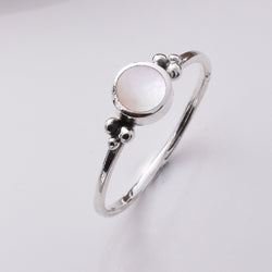 R217 - 925 Silver MOP setting ring