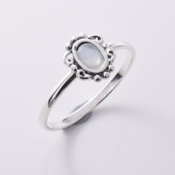 R207 - 925 Silver MOP setting ring