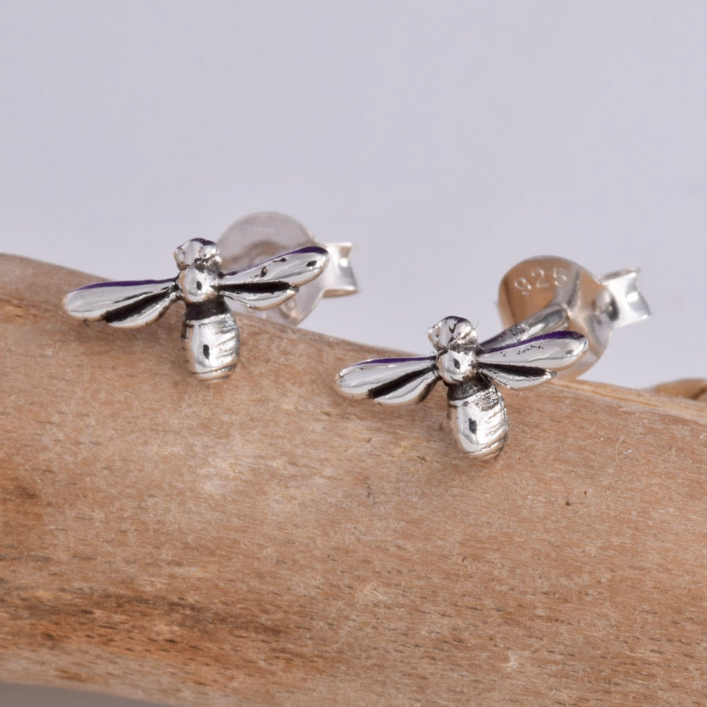 S524 - Bumble bee stud earrings
