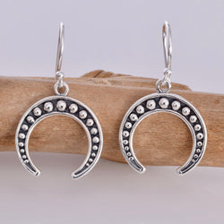 E601 - Horn shape silver earrings