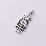 P802 - 925 Silver owl pendant