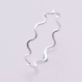 R288 - 925 silver wavy ring