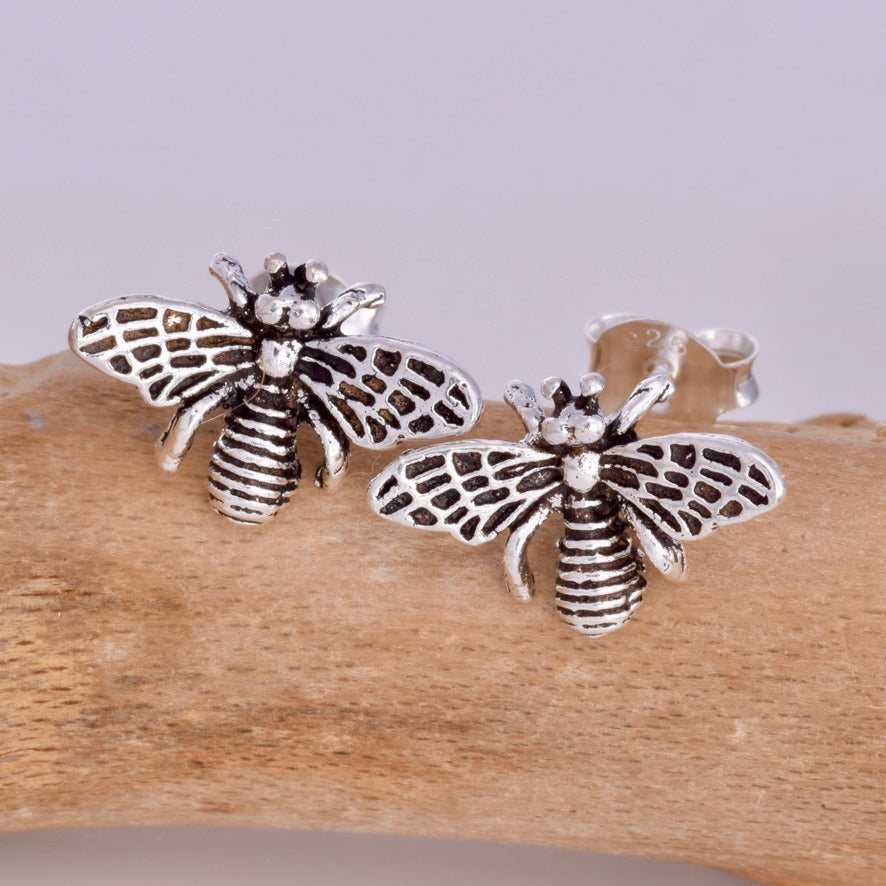 S587 - Bumble bee stud earrings