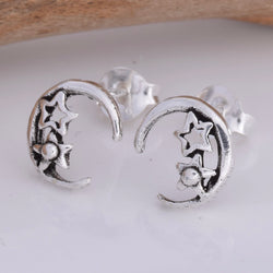 S590- Moon & star stud earrings