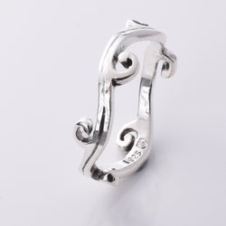 R210 - 925 Silver Wave band ring
